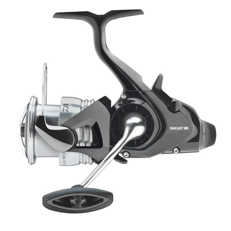 DAIWA 24 Emcast Br LT rybářský naviják s volnoběžnou brzdou